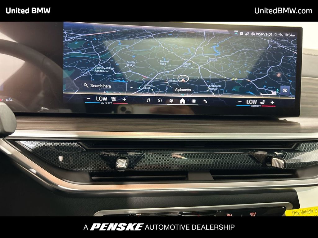 Thumbnail: 2026 BMW X7 - 18