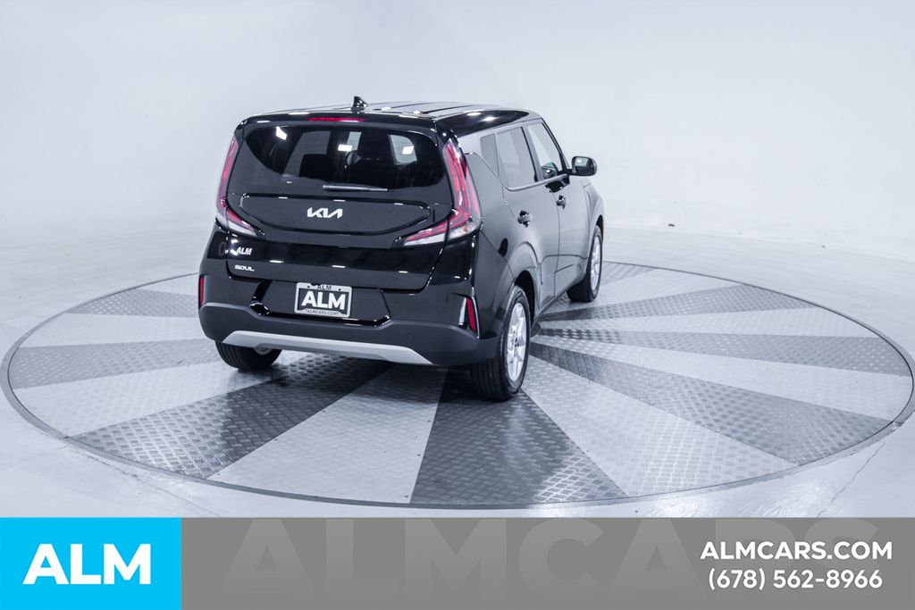 Used 2025 Black Kia LX image 9