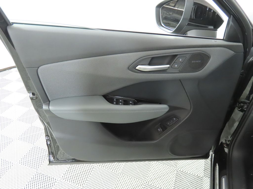 Thumbnail: 2026 Audi Q3 - 27