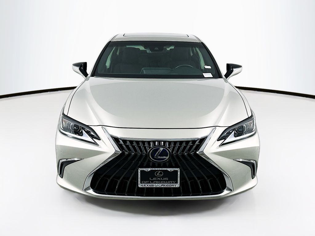 2022 Lexus ES Hybrid 300h 2