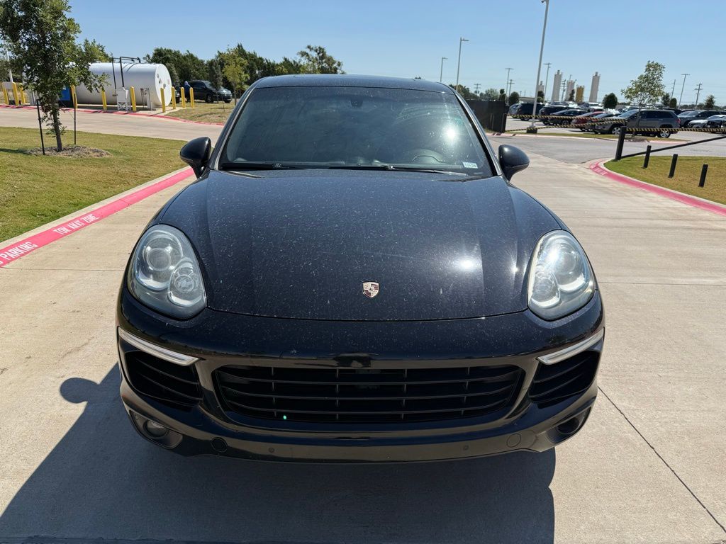 Thumbnail: 2016 Porsche Cayenne - 2