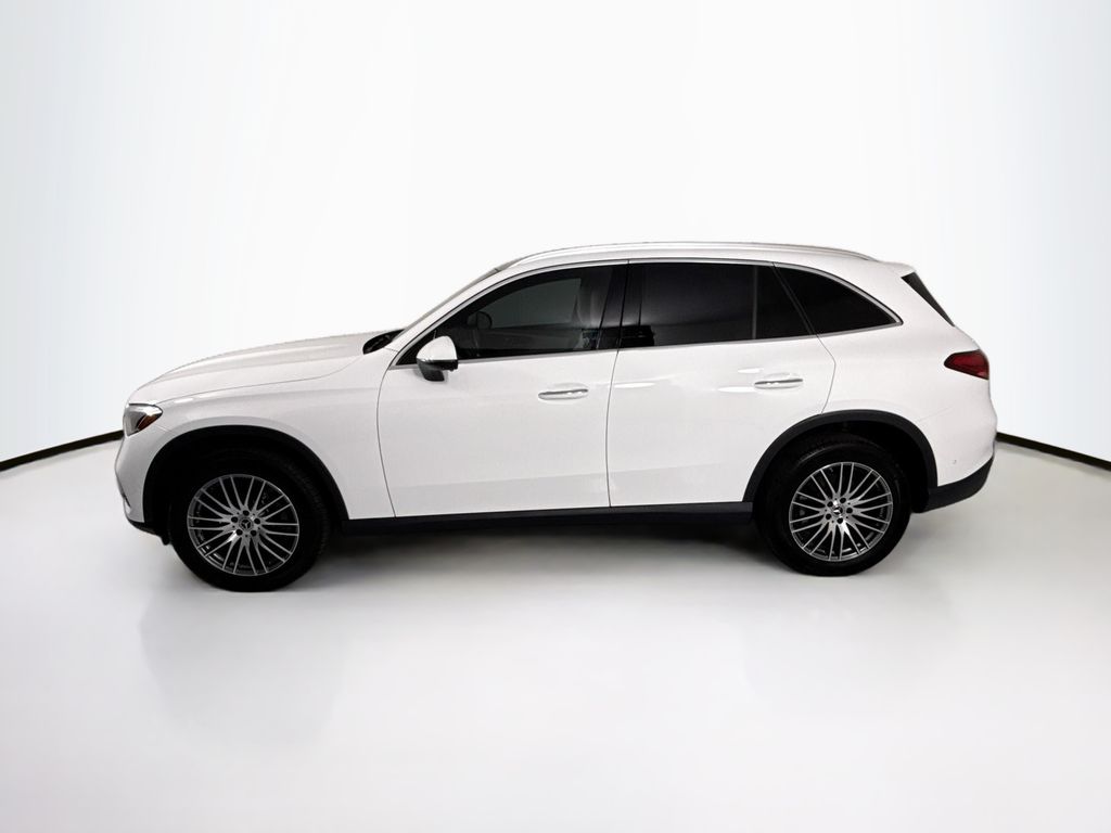 Thumbnail: 2026 Mercedes-Benz GLC - 8