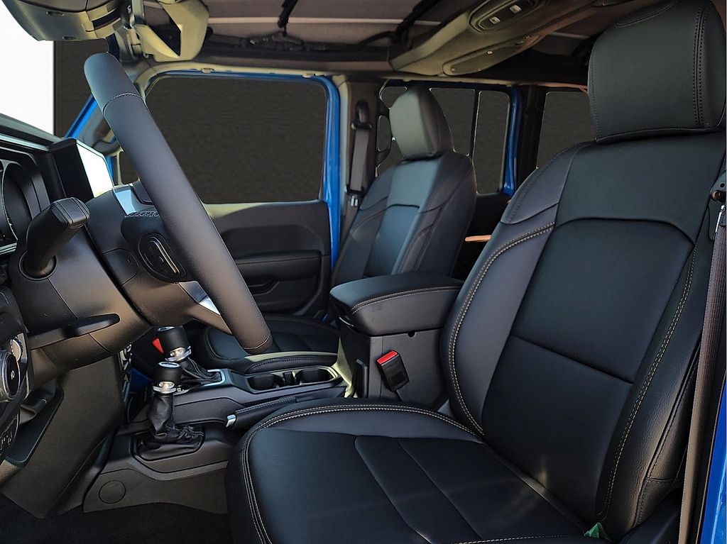 New 2026 Jeep Wrangler For Sale in Farmington, AR