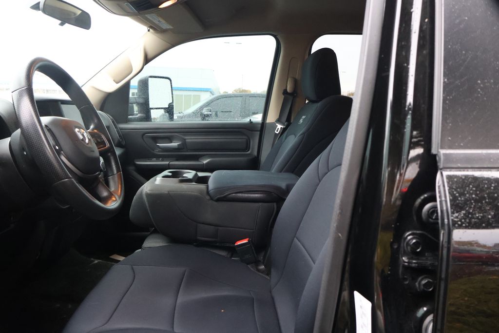 Thumbnail: 2021 RAM 1500 - 12