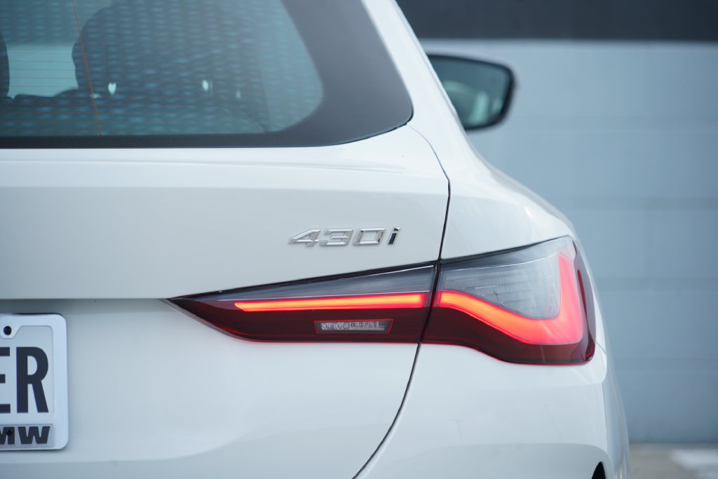 Thumbnail: 2027 BMW 4 Series - 8