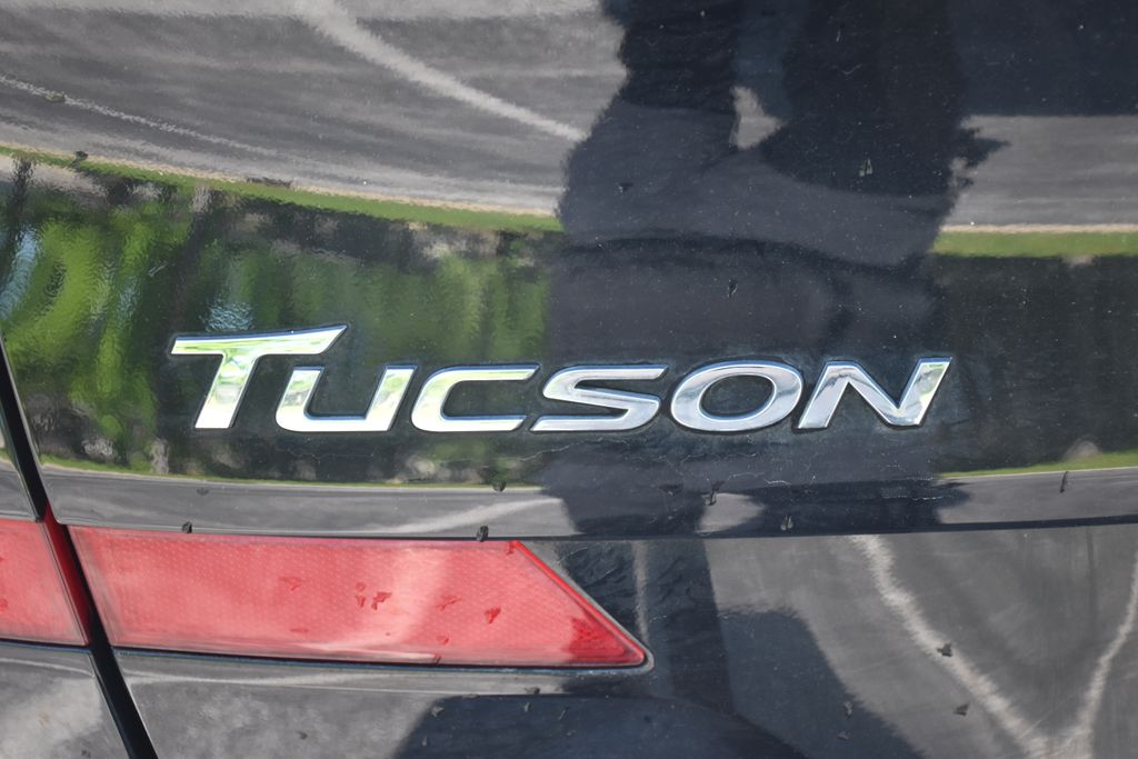 Thumbnail: 2019 Hyundai Tucson - 13