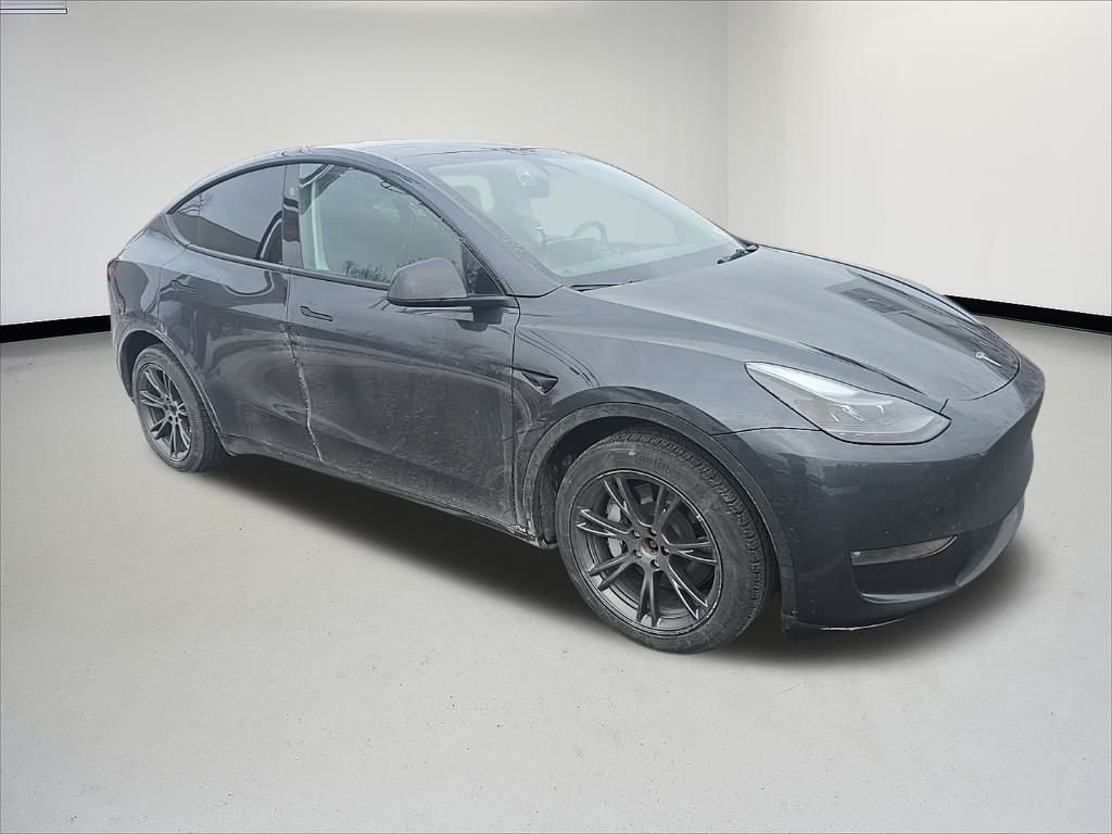 Thumbnail: 2024 Tesla Model Y - 3