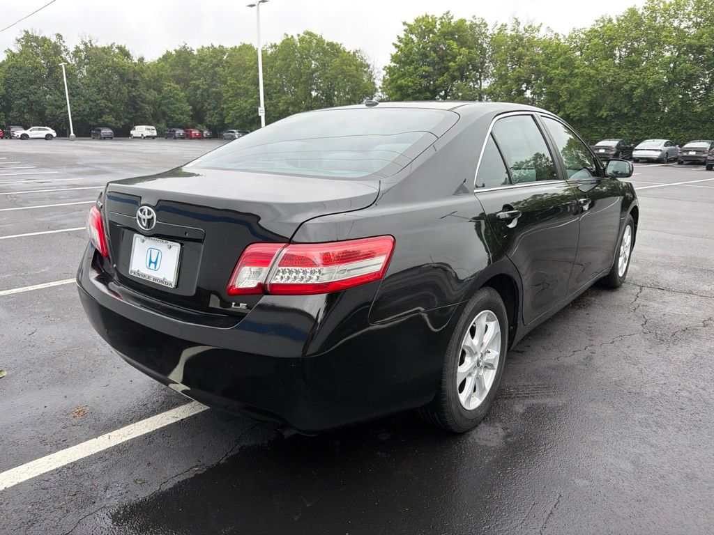 Thumbnail: 2011 Toyota Camry - 5