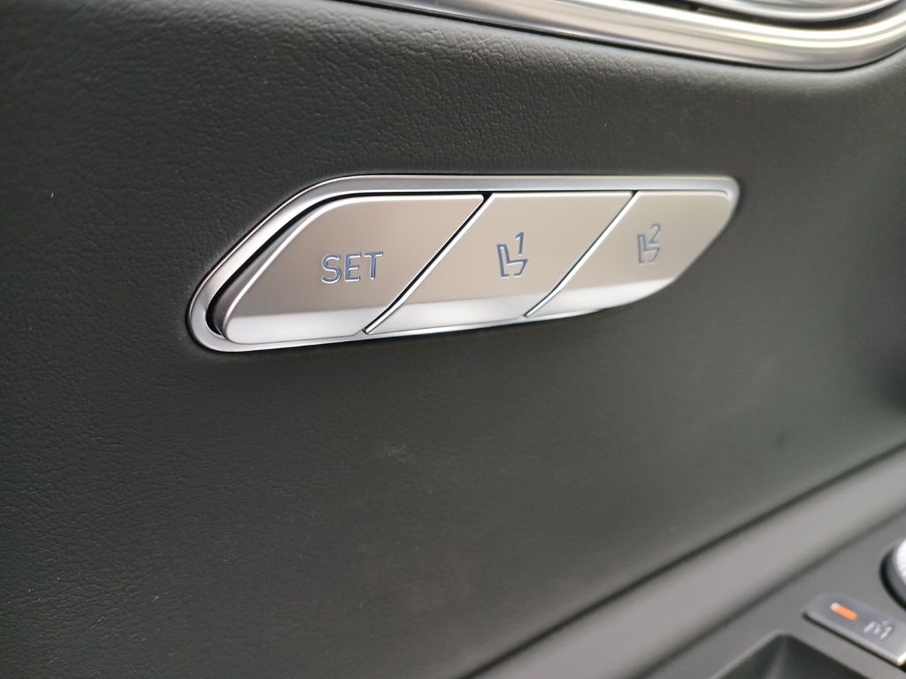 Thumbnail: 2025 Genesis GV80 - 26