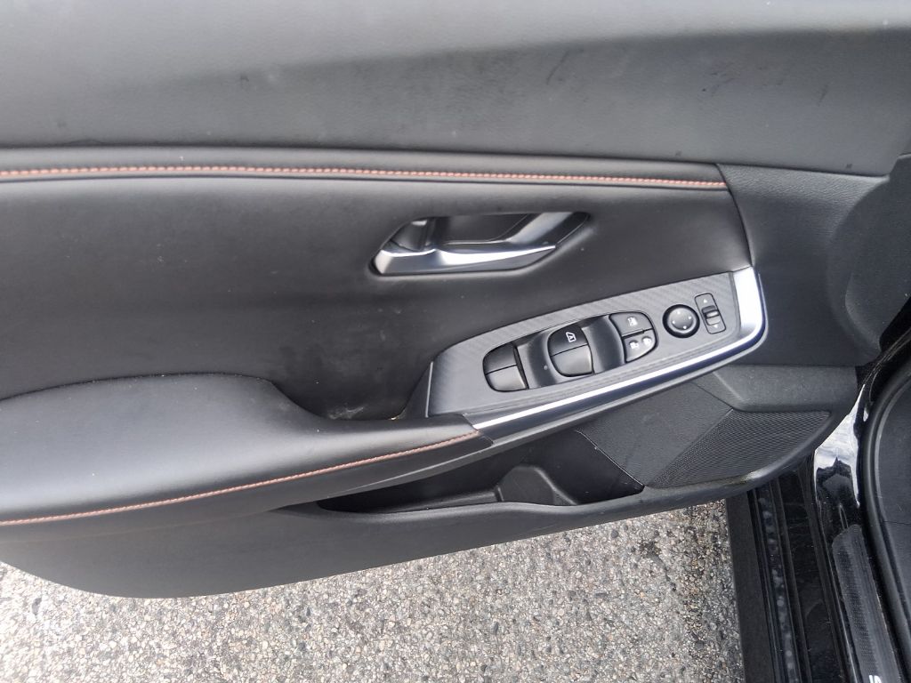 Used 2021 Black Nissan SR image 10