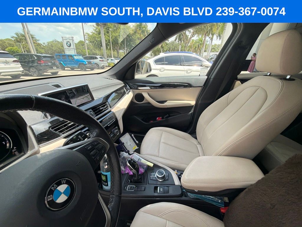 Used 2021 White BMW sDrive28i image 18