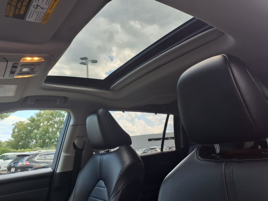2020 Toyota Highlander XLE photo 20