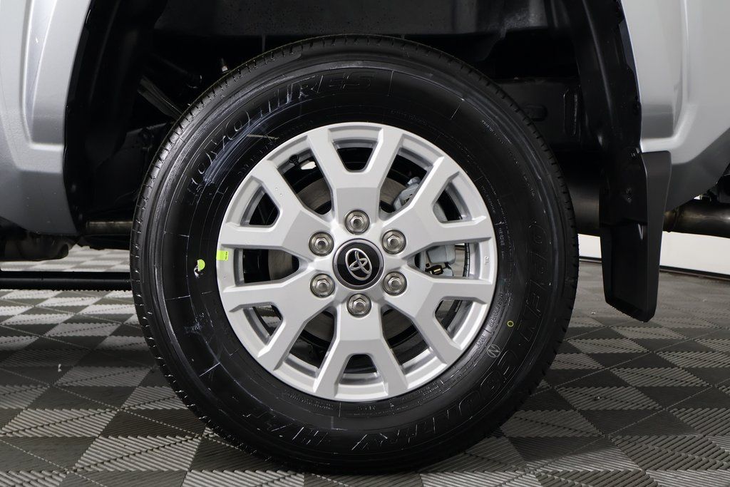 Thumbnail: 2025 Toyota Tacoma - 10