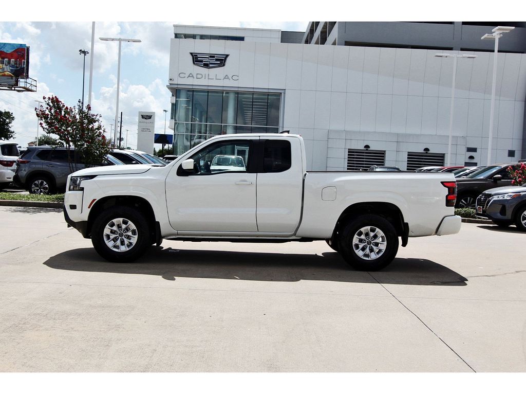 2024 Nissan Frontier SV - 2