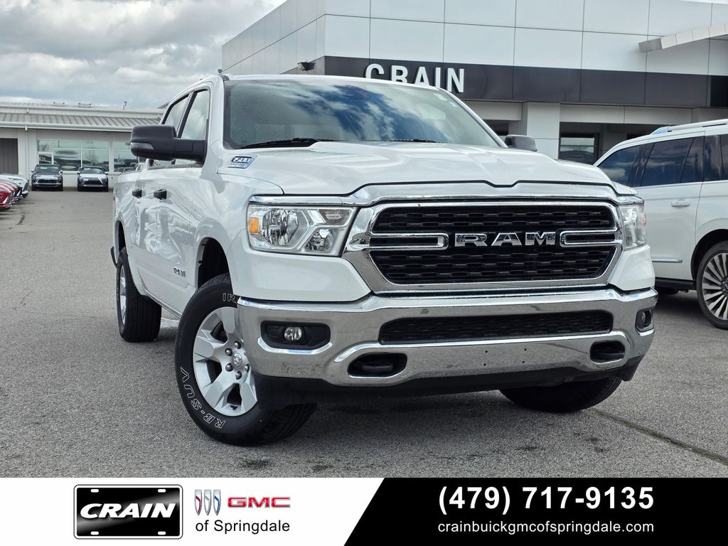 Bright White Clearcoat 2023 RAM 1500 Big Horn Crew Cab 4WD Pickup Truck Four-Wheel Drive 8-Speed Automatic