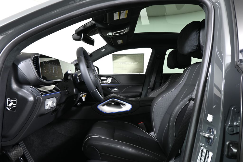 Thumbnail: 2026 Mercedes-Benz GLE - 3