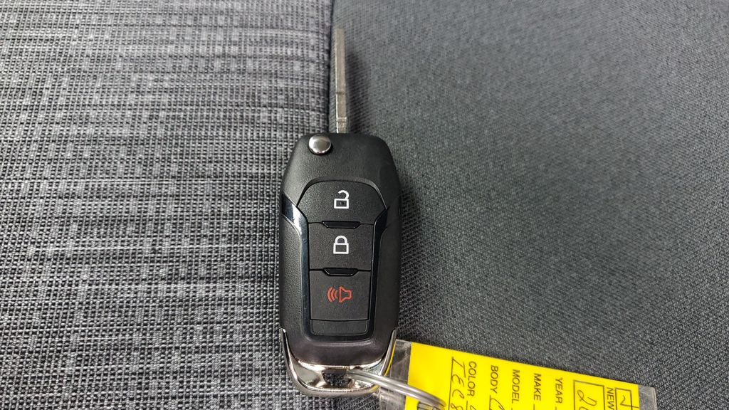 New 2026 White Ford XLT image 40