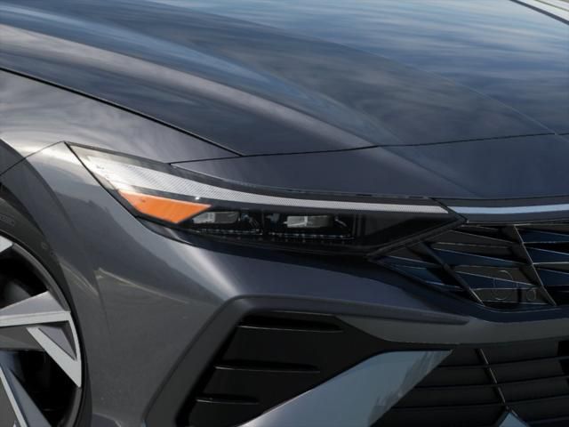 2025 Hyundai Elantra Limited Edition 9