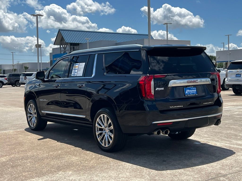 2023 GMC Yukon XL Denali Blue at Toyota of Victoria