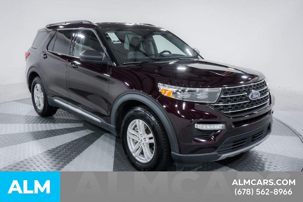Used 2023 Red Ford XLT image 9