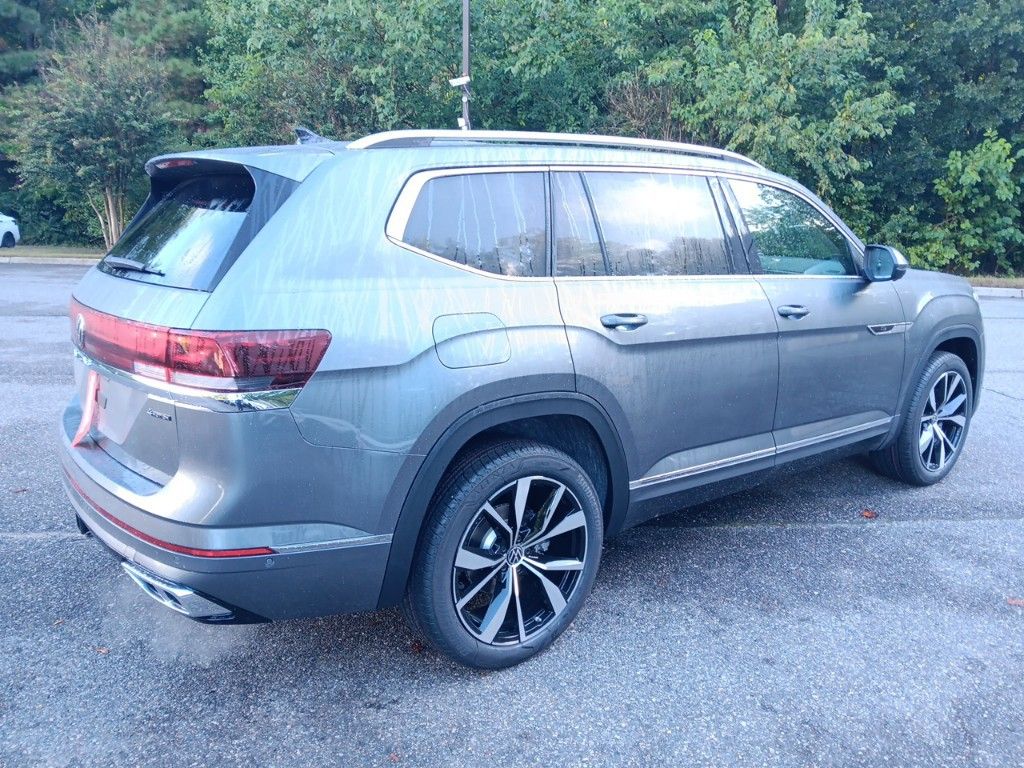 2024 Volkswagen Atlas 2.0T SEL Premium R-Line 5