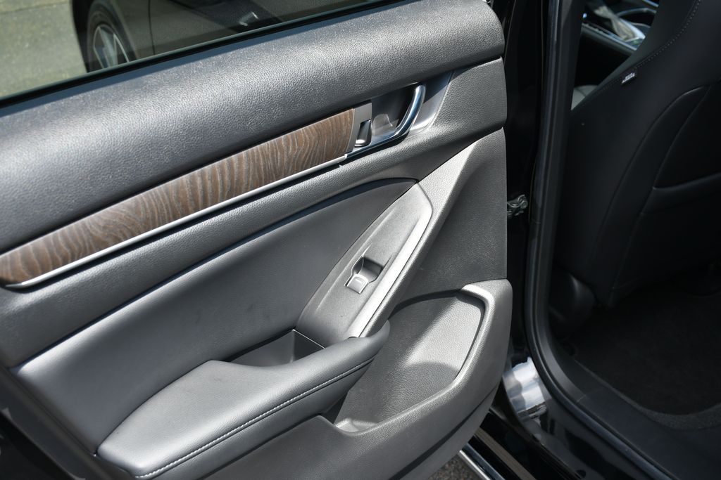 Thumbnail: 2021 Honda Accord - 18