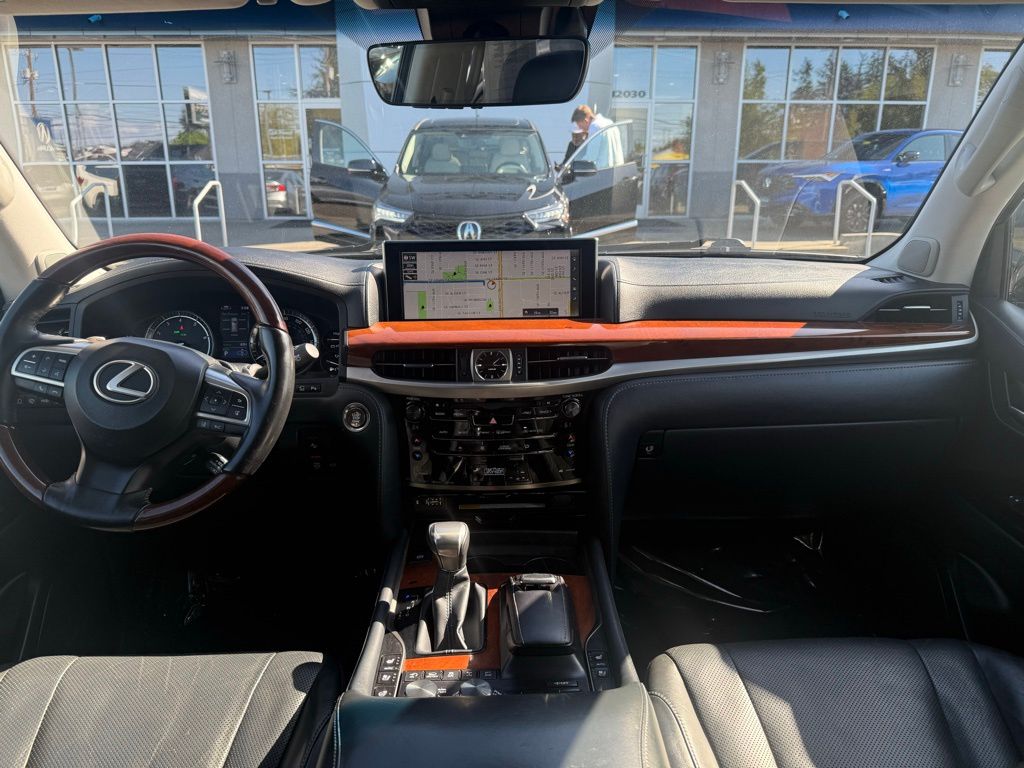 2019 Lexus LX 570