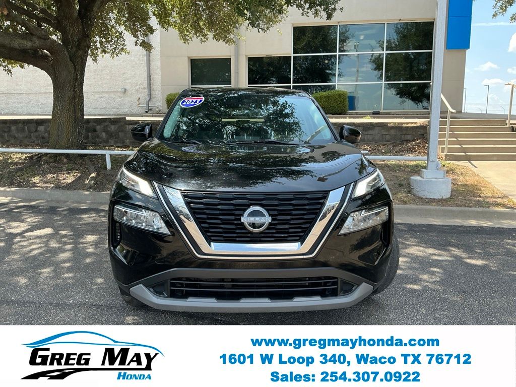 2023 Nissan Rogue SV - 1