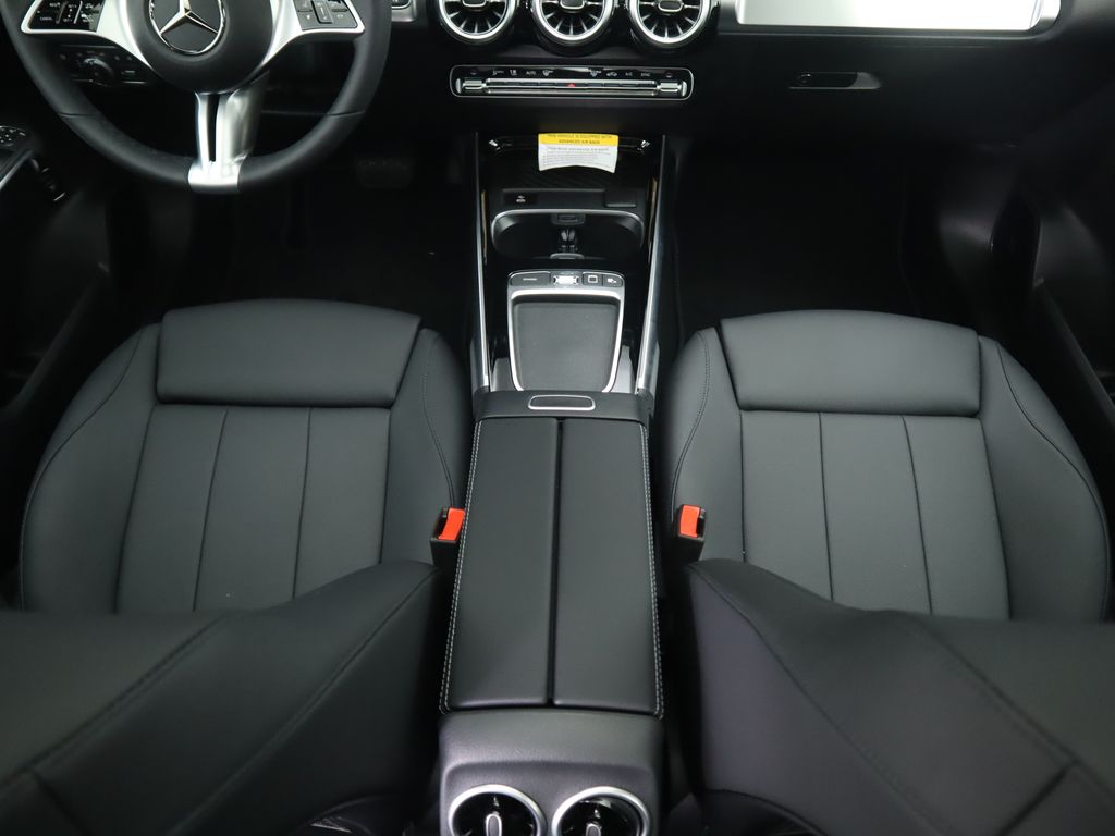 Thumbnail: 2026 Mercedes-Benz GLB - 16