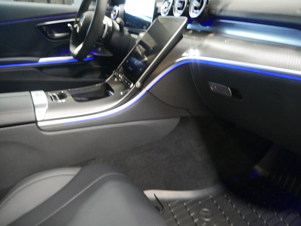 Thumbnail: 2026 Mercedes-Benz CLE - 24