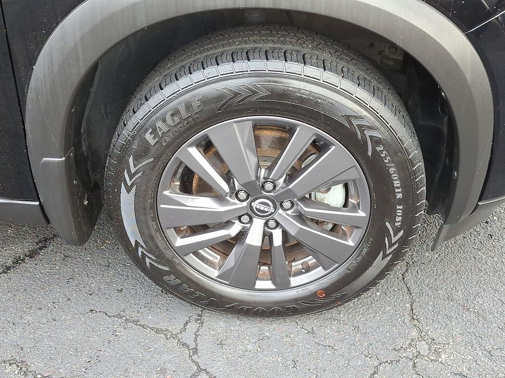 Thumbnail: 2022 Nissan Pathfinder - 8