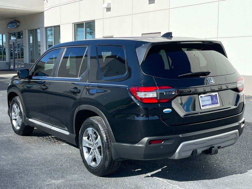 Thumbnail: 2024 Honda Pilot - 4