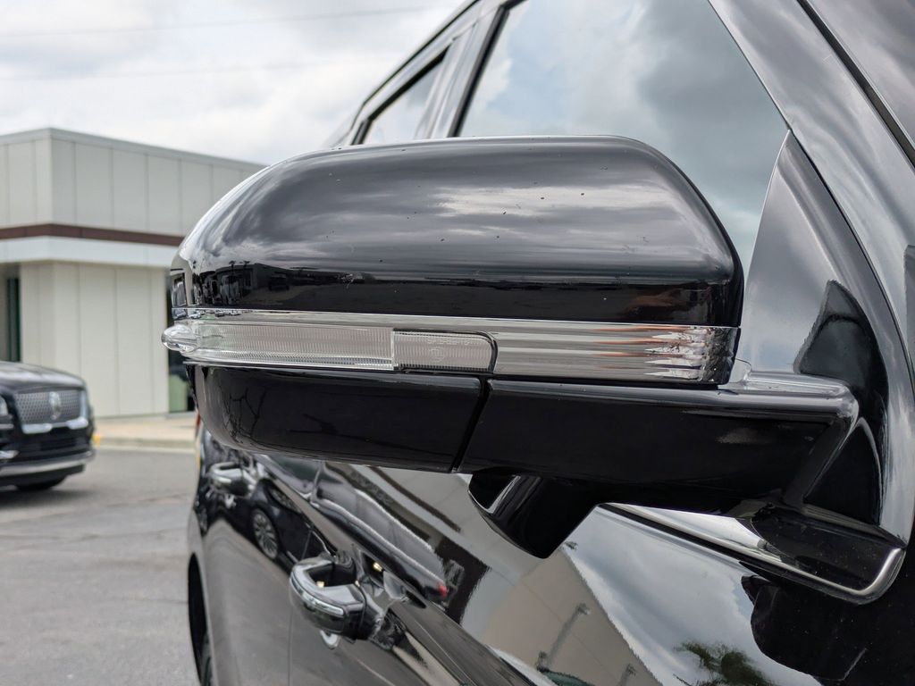 2023 Lincoln Navigator Reserve L