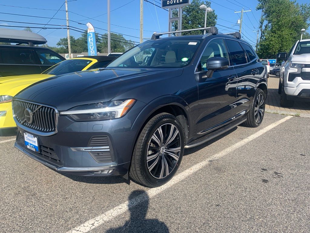 2022 Volvo XC60 B5 Inscription AWD