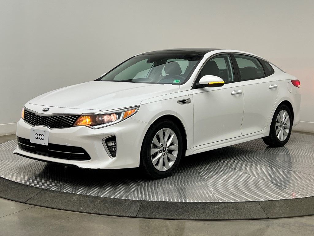 Thumbnail: 2018 Kia Optima - 2
