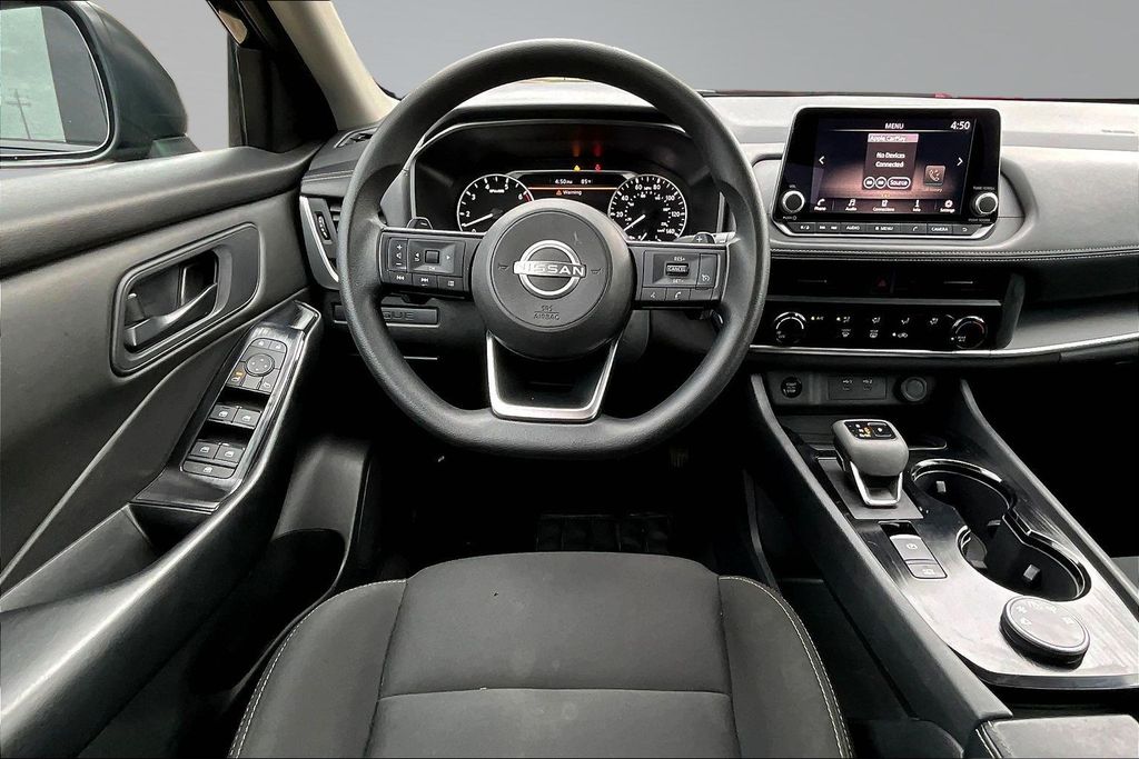 2024 Nissan Rogue S - 8