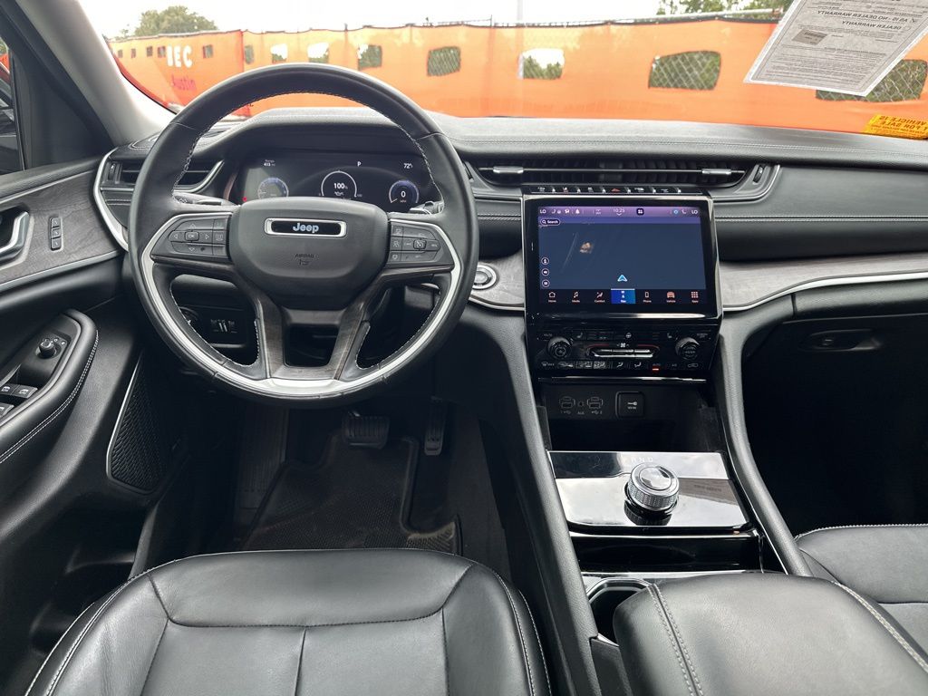 Used Car 2021 Jeep Grand Cherokee L  Limited For Sale Under $30,000 In Austin, Texas