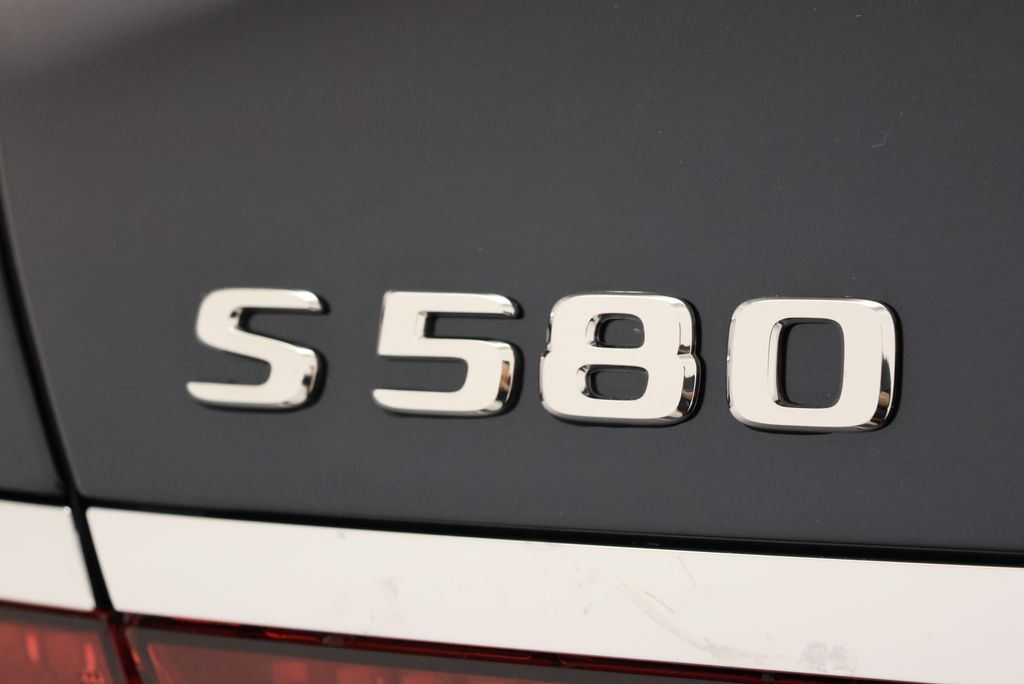 Thumbnail: 2026 Mercedes-Benz S-Class - 9