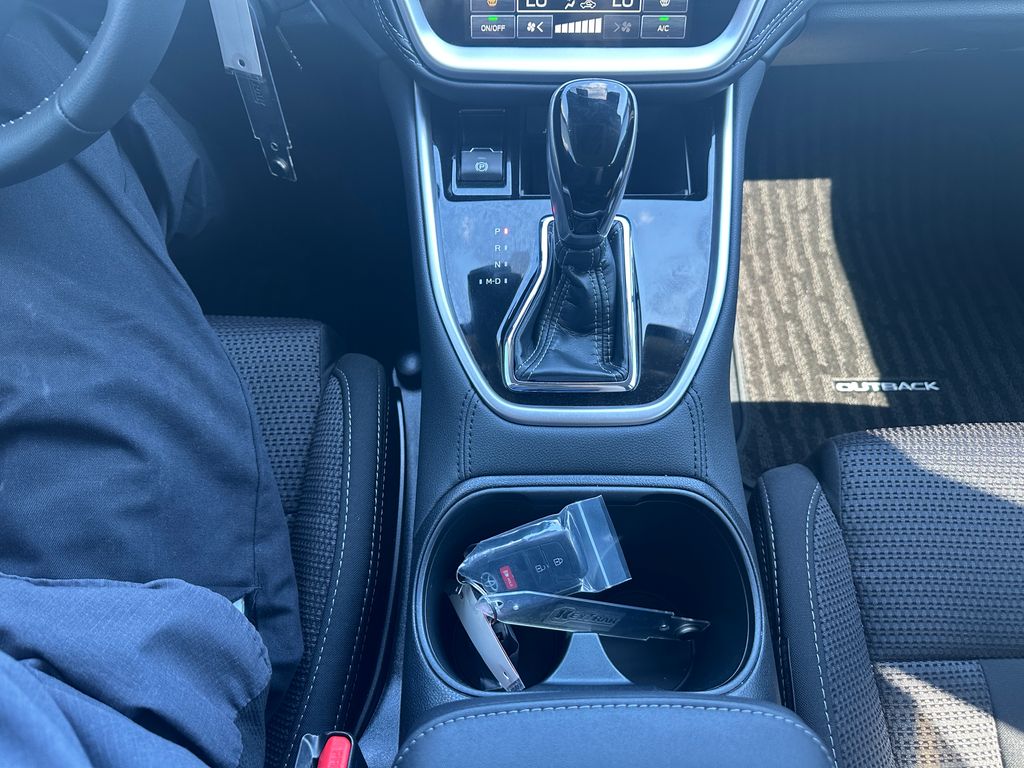 2025 Subaru Outback Premium