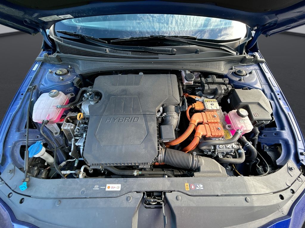 Thumbnail: 2025 Hyundai Elantra - 30