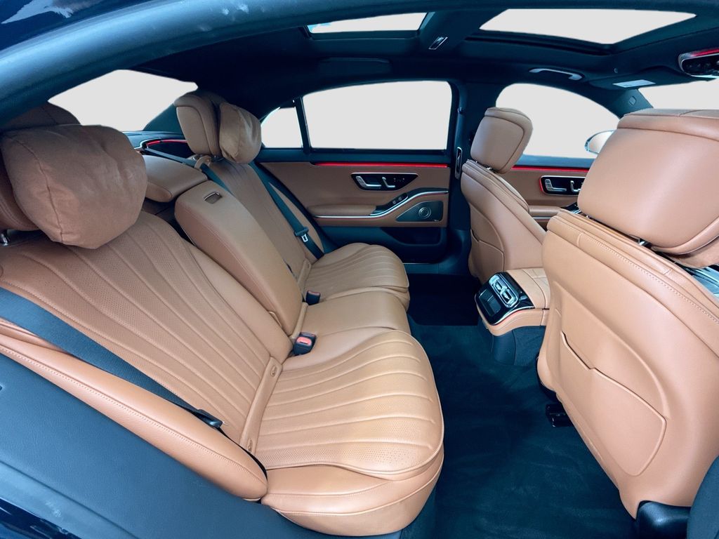 Thumbnail: 2023 Mercedes-Benz S-Class - 21
