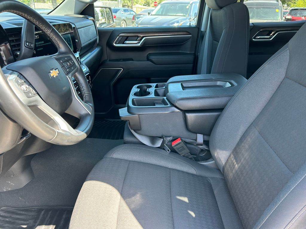 Used 2025 Chevrolet Silverado 1500 Truck