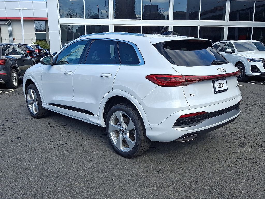 Thumbnail: 2026 Audi Q5 - 4
