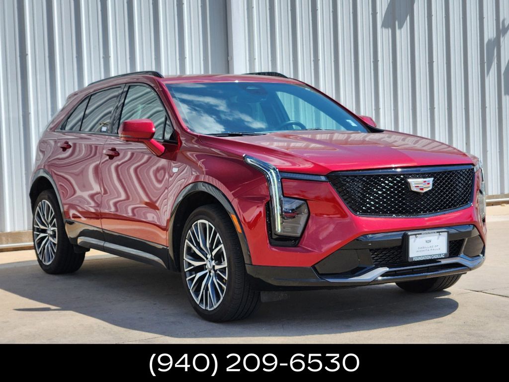 2024 Cadillac XT4 Sport 2