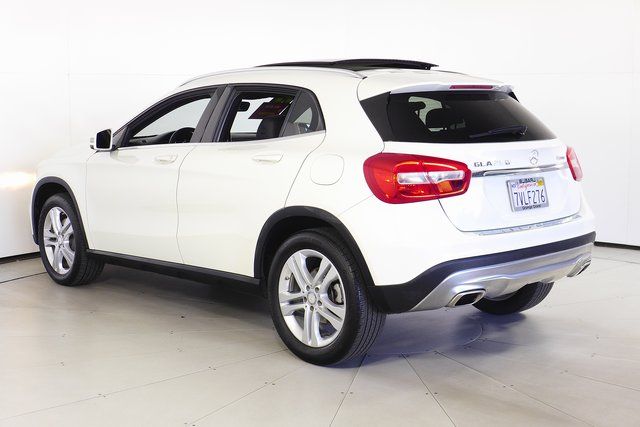 2017 Mercedes-Benz GLA 250 4MATIC 9