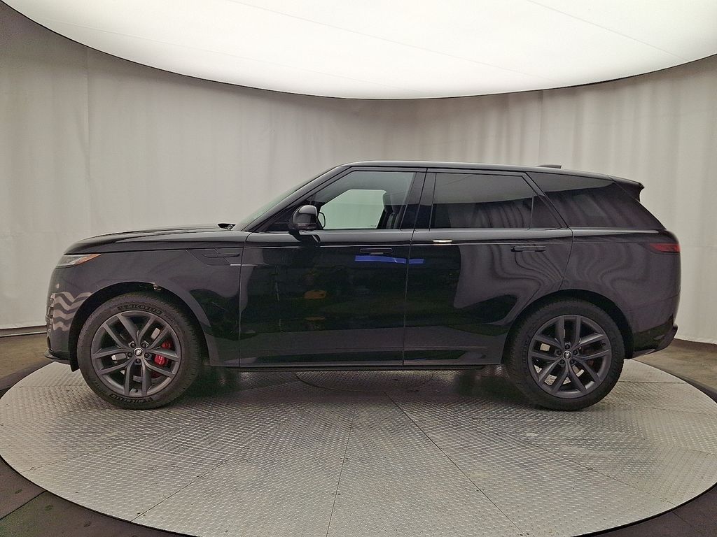 Thumbnail: 2024 Land Rover Range Rover Sport - 7