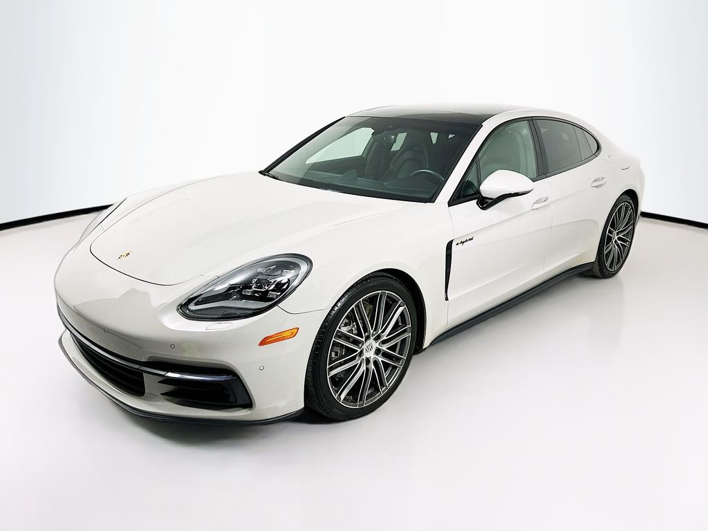 Chalk 2018 Porsche Panamera Sedan All-Wheel Drive 8-Speed Dual Clutch