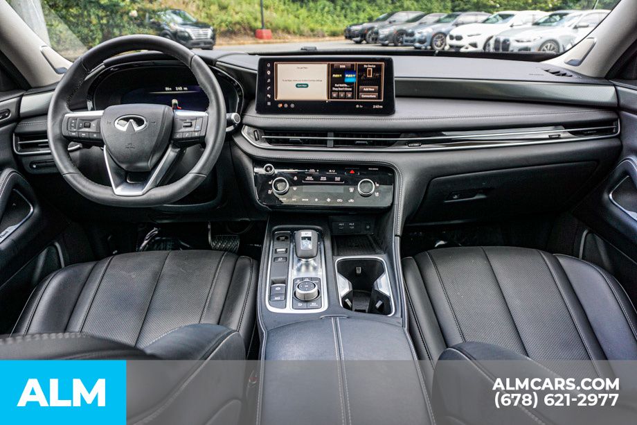 Used 2026 Green INFINITI LUXE image 28