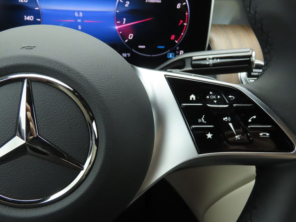 2024 Mercedes-Benz GLC 300 12