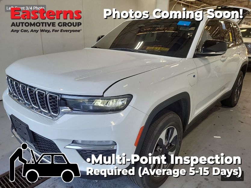2022 Jeep Grand Cherokee 4xe 4x4's photo